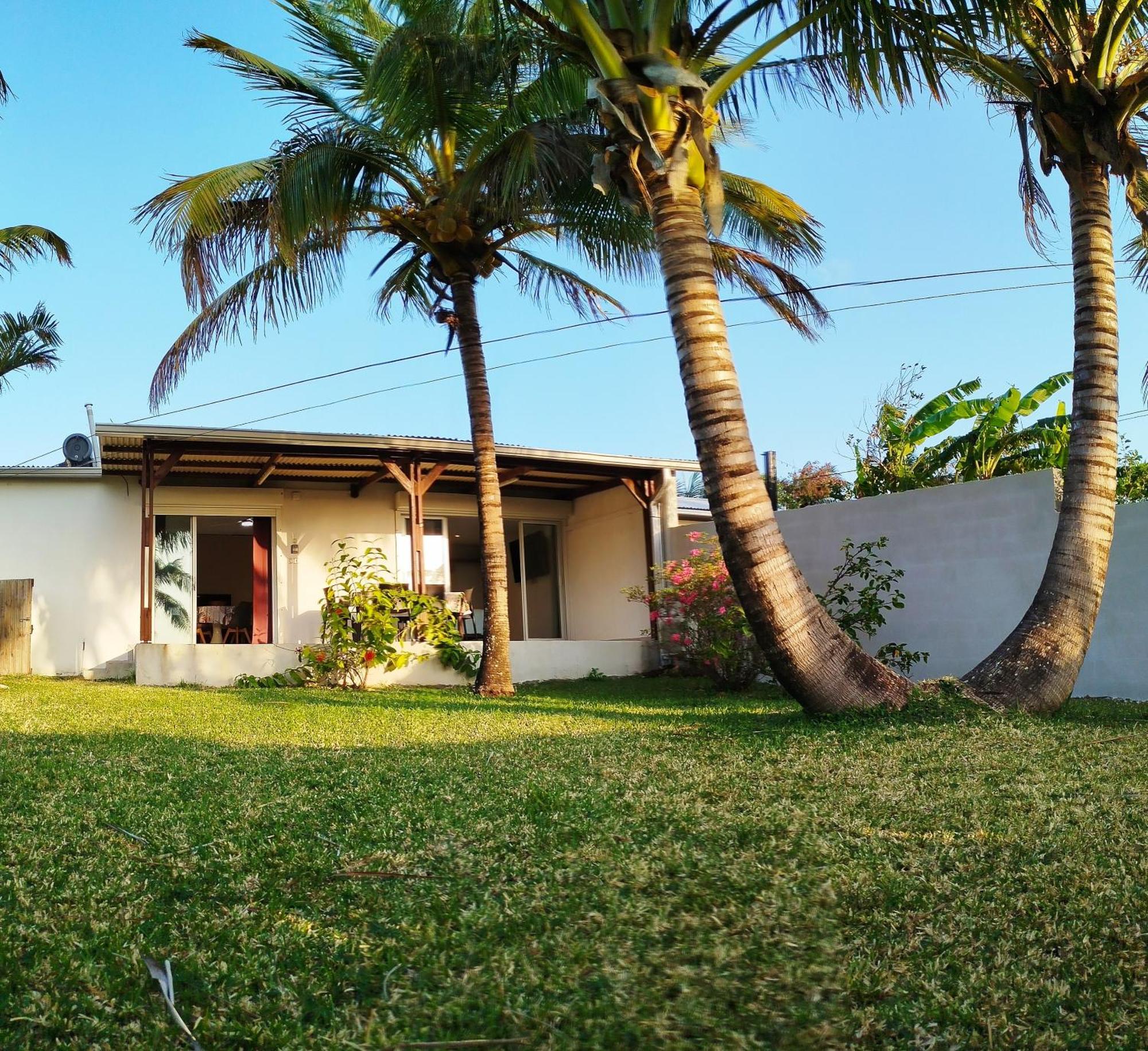 Maison Les Cocotiers De Plaiz'Anse Petite Île Exterior foto
